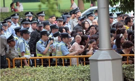 Văn hoá hâm mộ "lộn xộn" đang là đích ngắm của các nhà quản lý Trung Quốc. (Ảnh: Reuters)