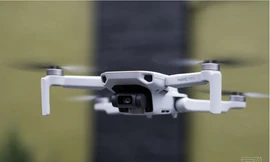 Một máy bay không người lái của DJI
