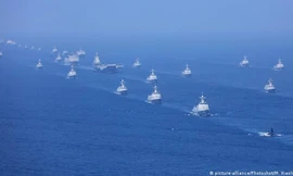 Các tàu Trung Quốc trong một đợt tập trận trên Biển Đông