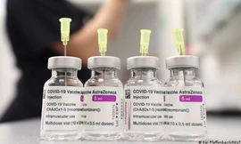 70% dân số được tiêm vắc-xin có thể chưa đủ để đạt được miễn dịch cộng đồng. (Ảnh: Reuters)