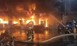 Hiện trường vụ cháy. (Ảnh: AP)