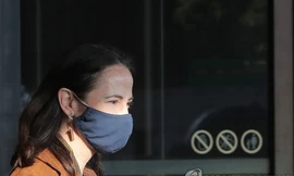 Bà Haines rời khách sạn ở Seoul ngày 12/5. (Ảnh: Yonhap)