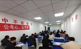 Hơn 2,12 triệu ứng viên đăng ký tham gia kỳ thi tuyển công chức năm nay. (Ảnh: Weibo)