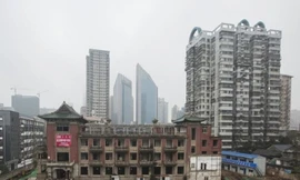 'Thần đèn' di dời thành công tòa nhà 5.000 tấn trong 40 giờ