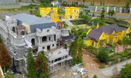 Hé lộ danh tính chủ nhân những công trình 'xẻ thịt' đất rừng Sóc Sơn