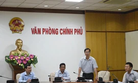 Ông Đỗ Ngọc Huỳnh (đứng) phát biểu trong một buổi lễ năm 2015. Ảnh: VGP.