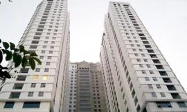 Chung cư nghìn tỷ 'nhồi' thêm tầng, dân lo bị cắt ngọn như 8B Lê Trực