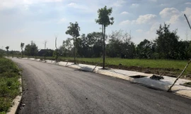 'Đại gia' lấp sông phân lô bán nền 'chấn động' miền Tây