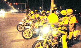 Lực lượng công an chốt chặn tại các tuyến đường nóng cửa ngõ ngoại thành