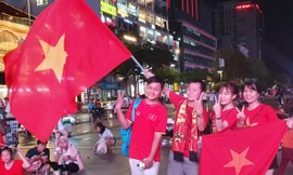 Hạn chế xe trên đường Nguyễn Huệ để phục vụ CĐV xem trận Indonesia - Việt Nam