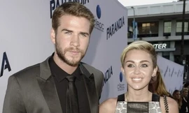 Miley Cyrus tình tứ bên chồng chưa cưới