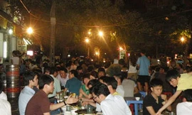 Bợm nhậu đánh tím mặt, cắn sứt tai cảnh sát