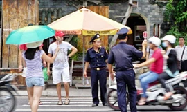 Sợ hãi khi qua đường