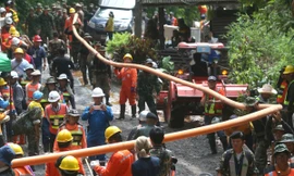 Ánh sáng hang sâu