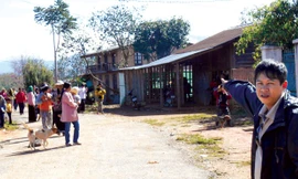 Đường vào trung tâm xã Ea Tam.