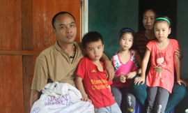 Anh Xuân quây quần bên vợ con