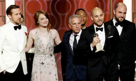 Dàn diễn viên “La La land” ăn mừng chiến thắng tuyệt đối.
