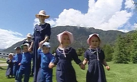 Nơi phụ nữ chỉ nấu nướng, dọn dẹp và sinh con