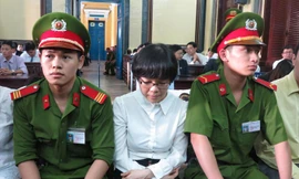 Huyền Như sẽ ra tòa sáng nay trong tư cách “Người làm chứng, người có nghĩa vụ quyền lợi liên quan”. Ảnh: Tân Châu.