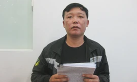 Lạ lùng vụ bắt người, giữ hàng