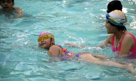 Việt Nam được hỗ trợ 2,4 triệu USD phòng chống đuối nước cho trẻ em tại 8 tỉnh. Ảnh: Như Ý.