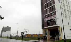 Vệt biệt thự ven biển bên sân bay Nước Mặn hiện có nhiều lô đất được người Trung Quốc “giấu mặt” sở hữu.