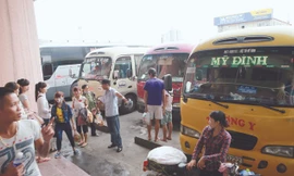 Bến xe Mỹ Đình, Hà Nội. Ảnh: Như Ý