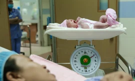 Một sản phụ “mẹ tròn con vuông” sau ca vượt cạn tại cơ sở y tế ở TPHCM.