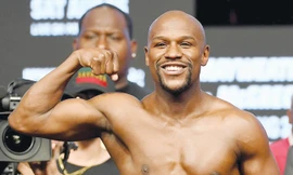 Mayweather xác nhận thi đấu trong lồng bát giác. Ảnh: GETTYIMAGES.