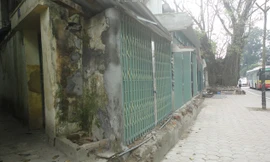 Nhà siêu mỏng tái xuất