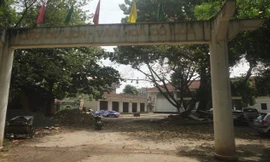 Chợ tiền tỷ bỏ hoang 10 năm