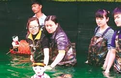 Nhân rộng mô hình diễn rối nước tại nhà