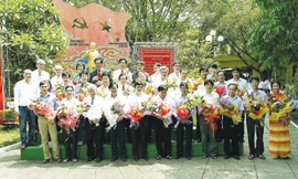 Bình minh của Rạng Đông