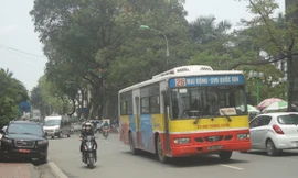 Chiều xuôi lấn làn chiều ngược