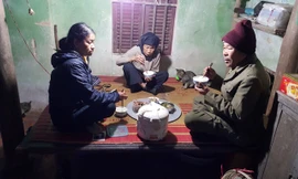 Gia đình bà Ngụy Thị Vuông 11 năm ngóng tin người thân trong vô vọng.