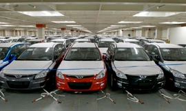 Ôtô nhập khẩu tăng hơn 180 triệu đồng