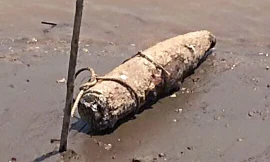 Phát hiện bom khi đánh cá trên sông Lam