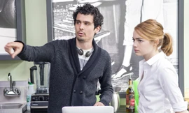 Damien Chazelle và diễn viên Emma Stone bên lề phim “La La Land”, hai người góp 2 giải trong tổng số 7 giải Quả cầu vàng cho phim