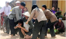 Diễn viên quần chúng trong phim Kong - Đảo đầu lâu.