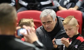 HLV Mourinho đối mặt với làn sóng đòi sa thải từ phía CĐV. Ảnh: GETTYIMAGES.