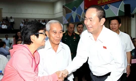 Chủ tịch nước Trần Đại Quang tiếp xúc cử tri TPHCM. Ảnh: H.T.