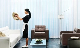 Khi 'ô-sin' ngoại đổ bộ