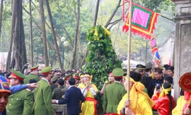 Phó Thủ tướng Vũ Đức Đam đề nghị nghiêm khắc với các hành vi khơi gợi lòng tham ở lễ hội. Ảnh: Nguyên Khánh.