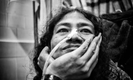 Bà Irom Sharmila tuyệt thực suốt 16 năm qua. Ảnh: Ian Thomas Jansen-Lonnquist