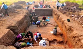 Quá trình khai quật khu di chỉ Vườn Chuối phát lộ hàng nghìn di vật có giá trị.