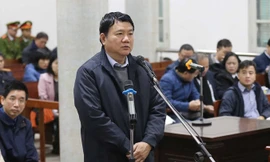 Bị cáo Đinh La Thăng tại phiên tòa.