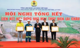 Tuyên dương những cá nhân, tập thể có thành tích xuất sắc tham gia xây dựng Nhà máy Thủy điện Lai Châu
