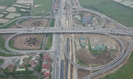  Ảnh nút giao nhìn từ trên cao.