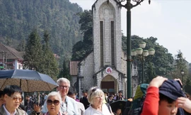 Cần thay đổi xúc tiến để khách cũ muốn quay lại, khách mới muốn đến du lịch Việt Nam. Ảnh: Nguyên Khánh.