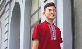 Chàng trai Ê-đê Võ Tiến Tuấn Niê tự hào với văn hóa truyền thống dân tộc mình